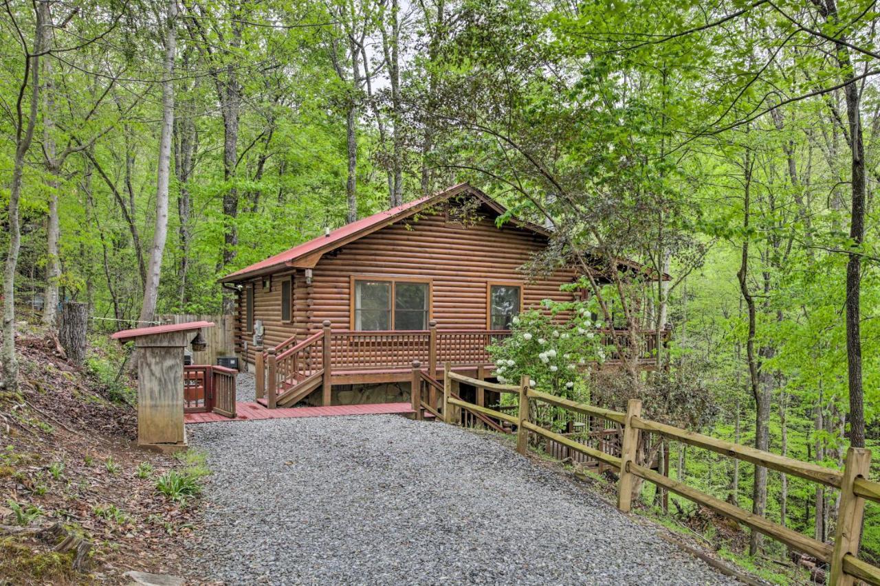 Peaceful Blue Ridge Cabin With Decks And Fire Pit ภายนอก รูปภาพ